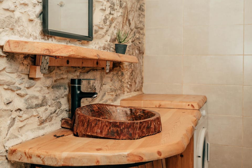 Ellafos Traditional Living-Elafonisi Couples Retreat Apartment in Crete
