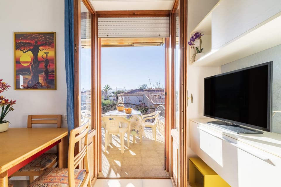 Trilocale Viale Europa a 300 m dalla spiaggia Apartment in Sardinia