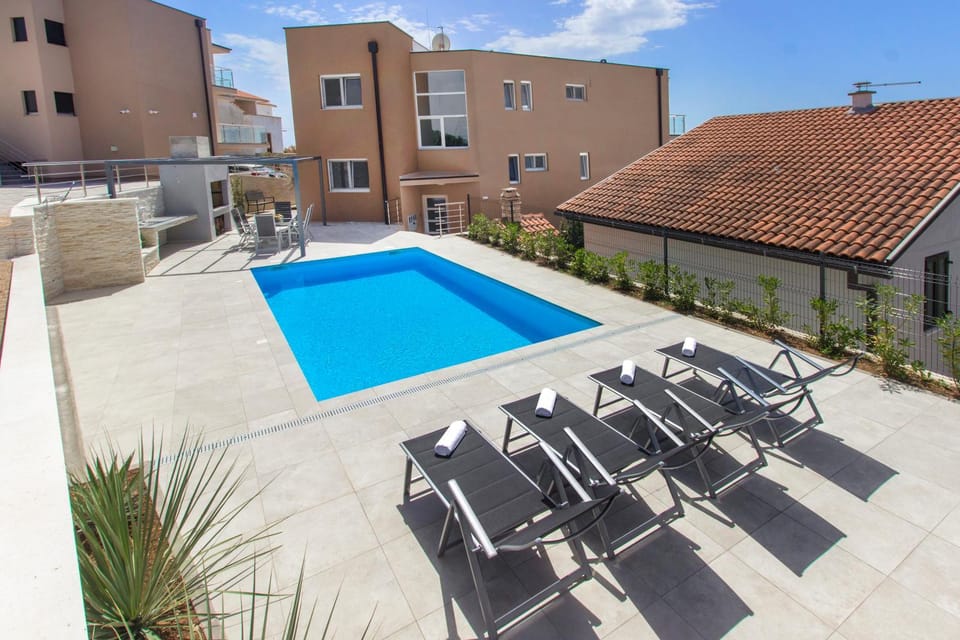 Pool view, Swimming pool, Swimming pool