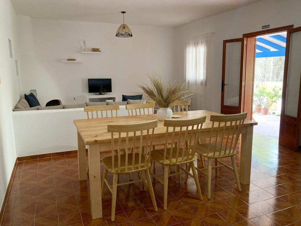 CAN MARIANO BARBER House in Formentera