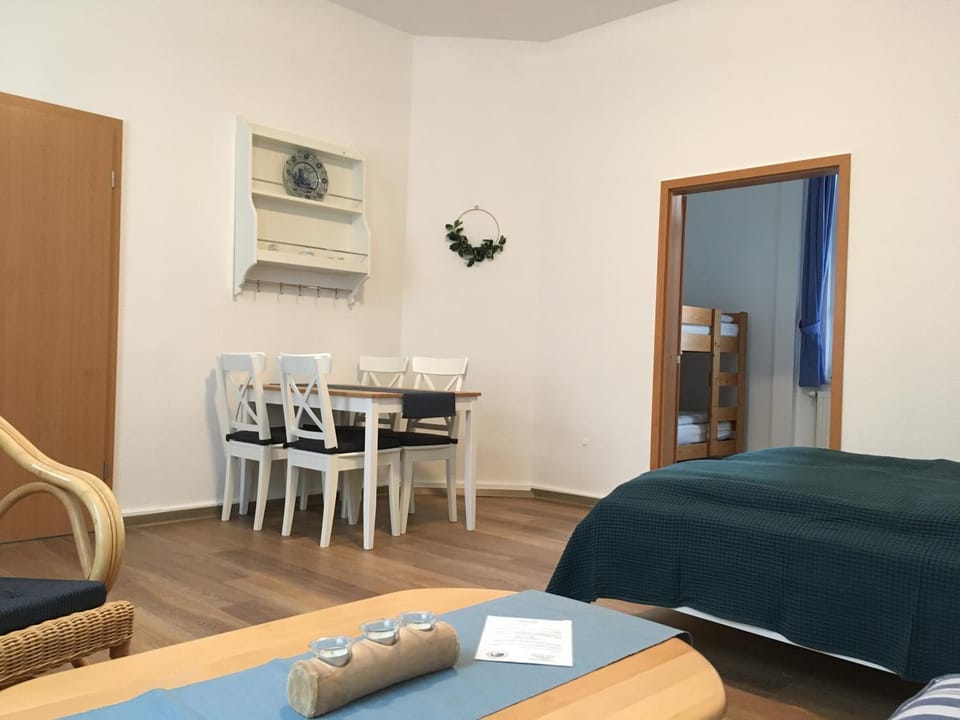 Dining area, Bedroom
