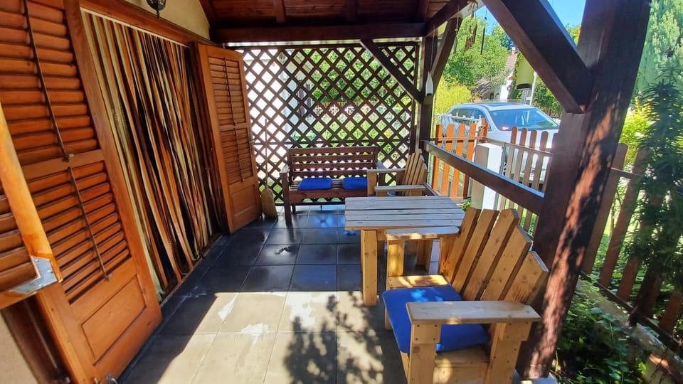 Property building, Balcony/Terrace