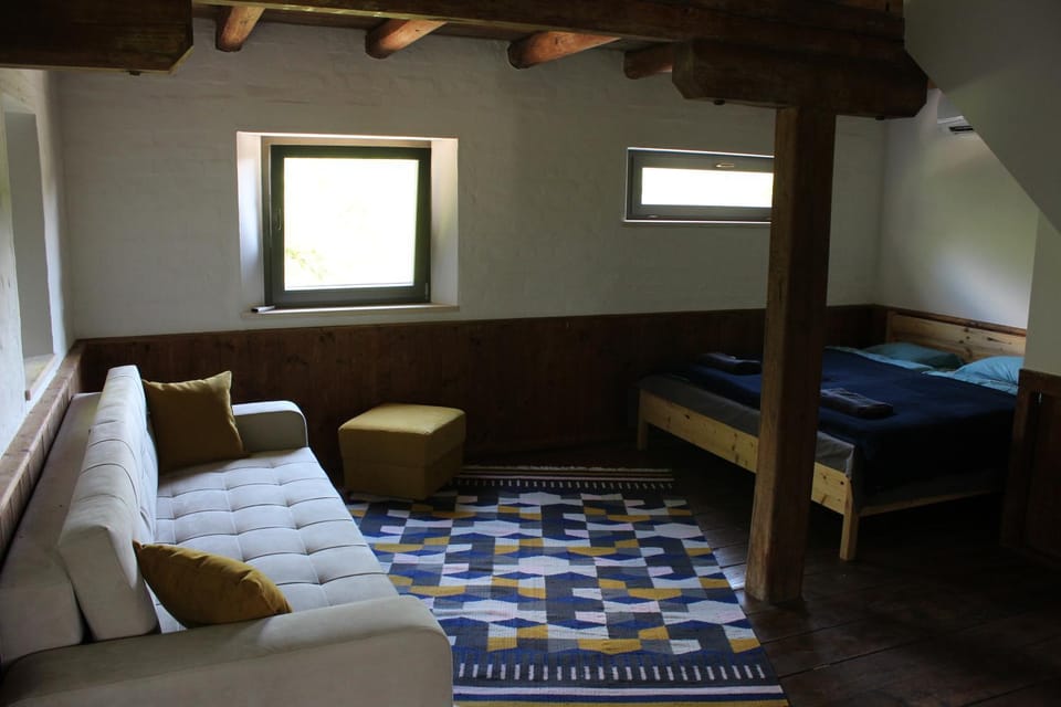 KÉSA BARN Villa in Hungary