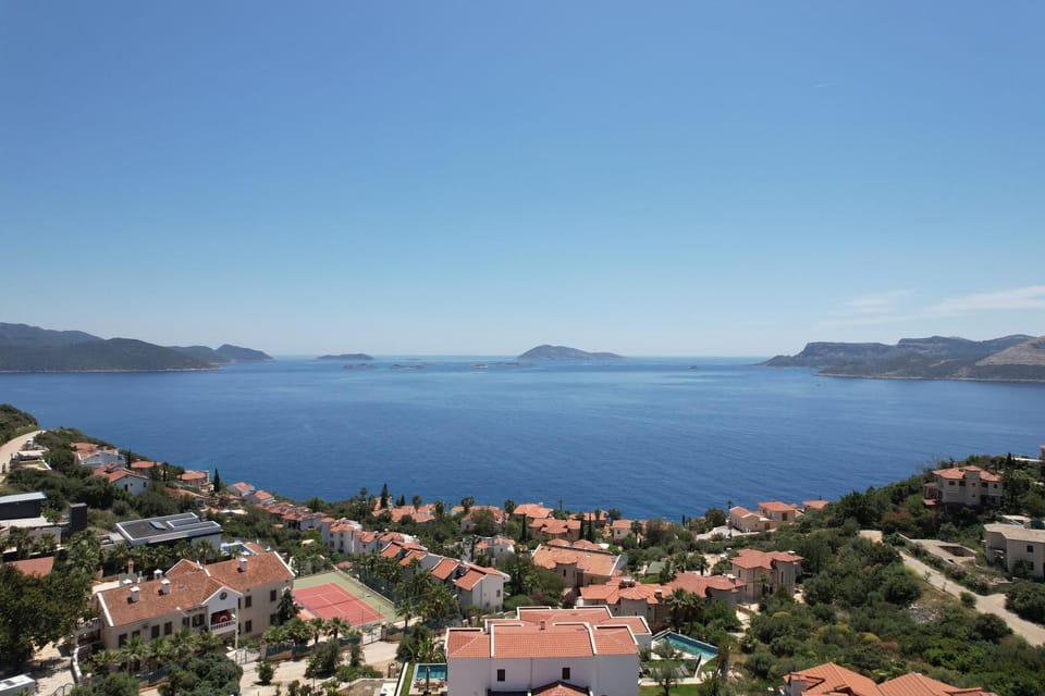 Nearby landmark, Day, Natural landscape, Bird's eye view, Mountain view, Sea view