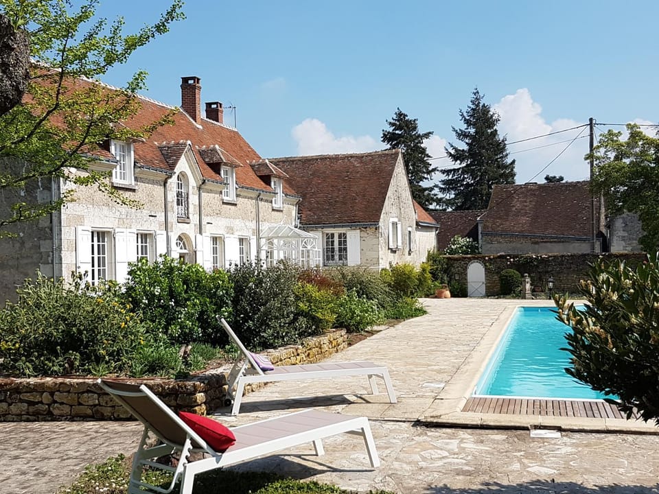 Swimming pool, Swimming pool