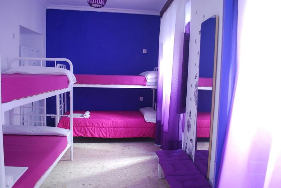 Backpacker Al-Katre Bed and Breakfast in Cordoba