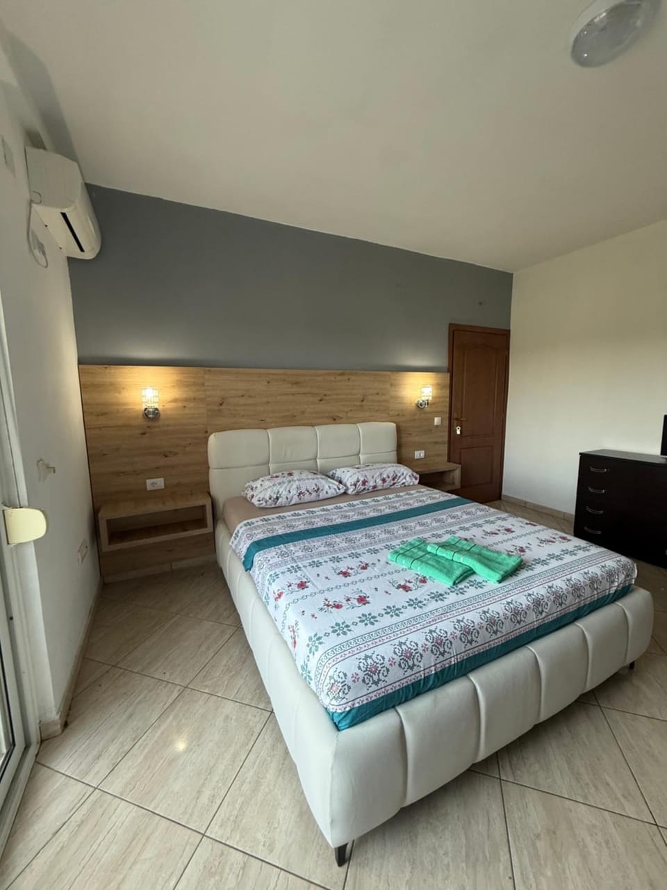 Riverside Apartments Bed and Breakfast in Ulcinj Municipality