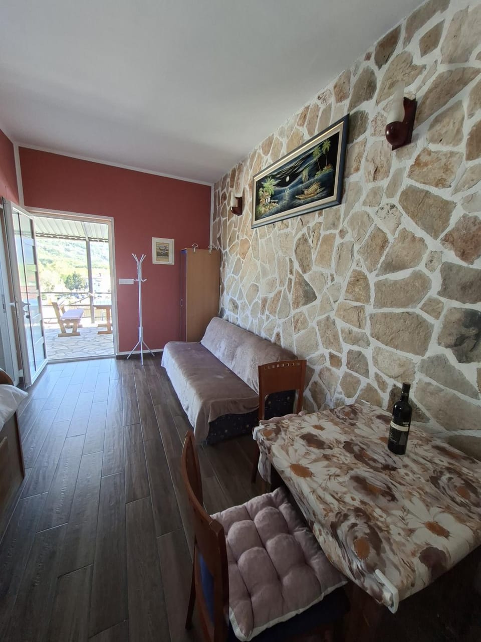 Apartments Kingfisher Apartment in Podgorica Municipality, Montenegro