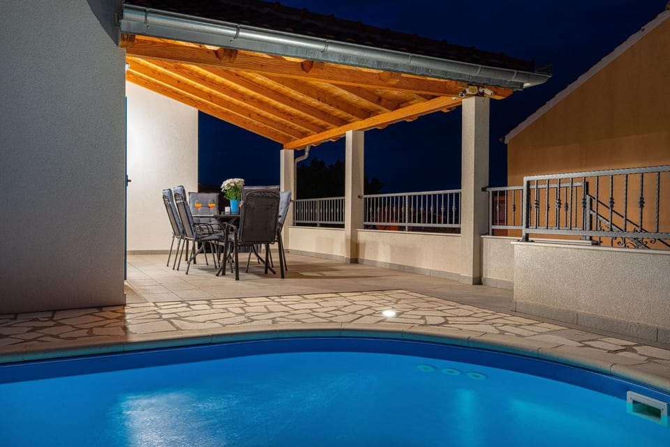 Night, Balcony/Terrace, Swimming pool