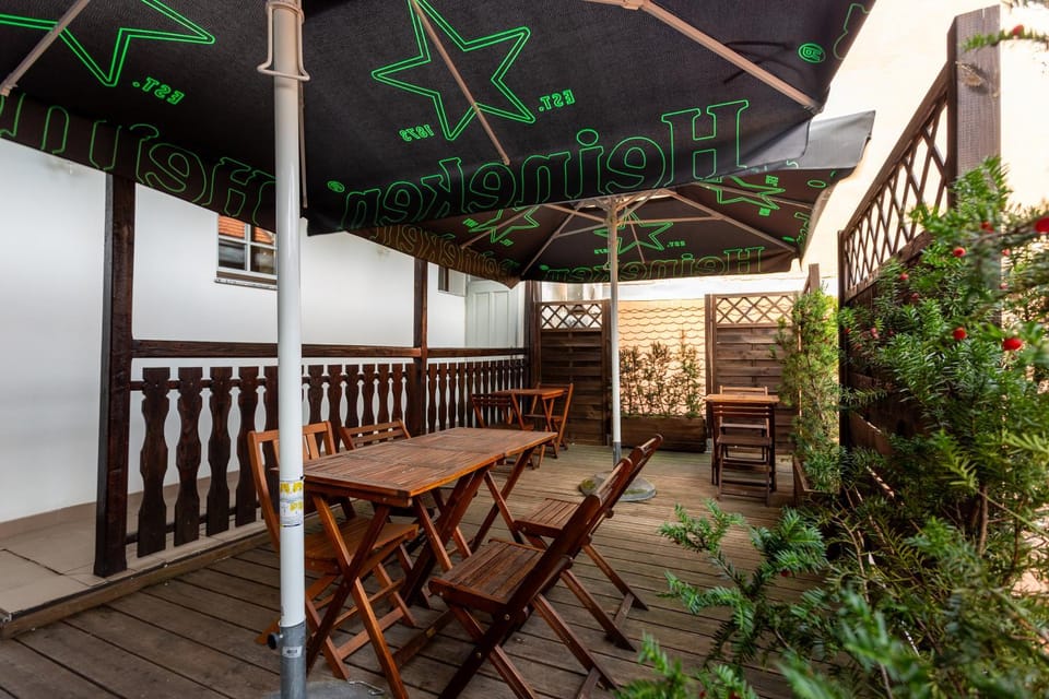 Patio, Garden, Balcony/Terrace