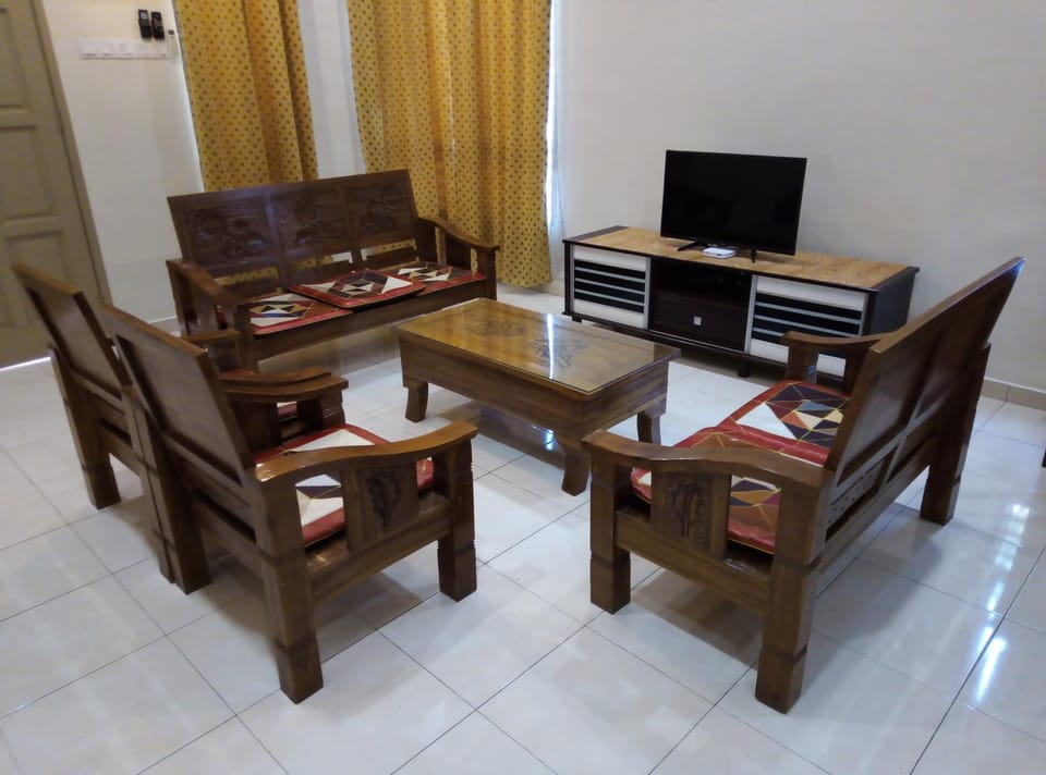 Communal lounge/ TV room, TV and multimedia