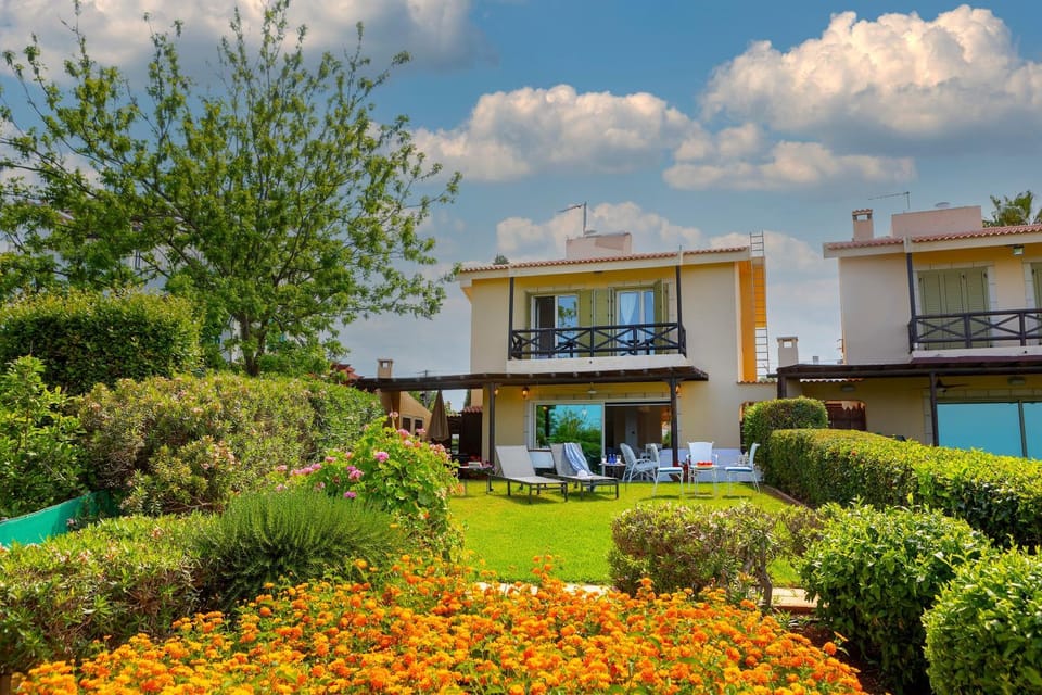 Property building, Garden