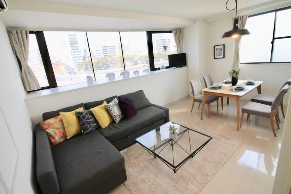 Luxes by b hotel - 10 min Hiroshima Station & 2BR Up to 10p Apartment in Hiroshima