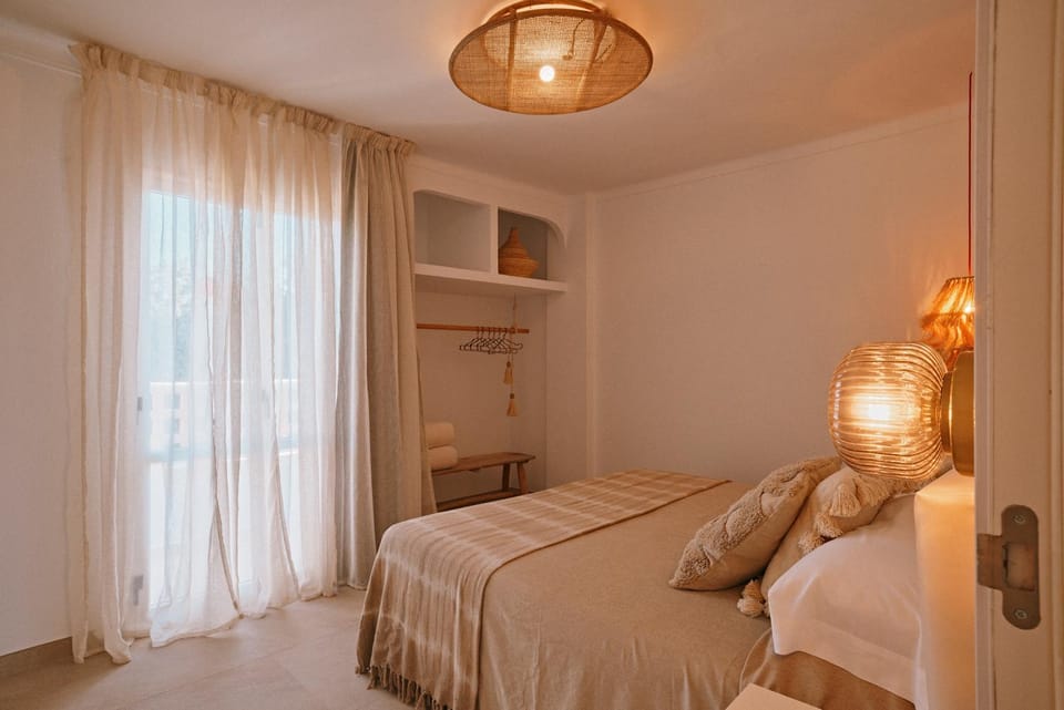 The Ibiza Oasis - Adults Only Boutique Hotel - Sunset Suites Apartment hotel in Ibiza