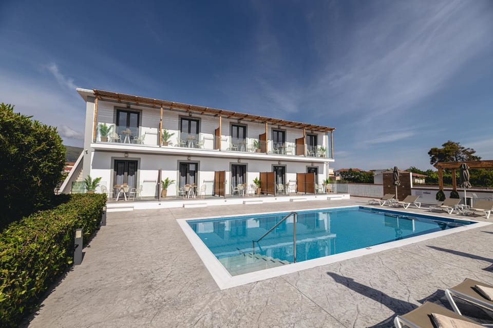 Property building, Swimming pool