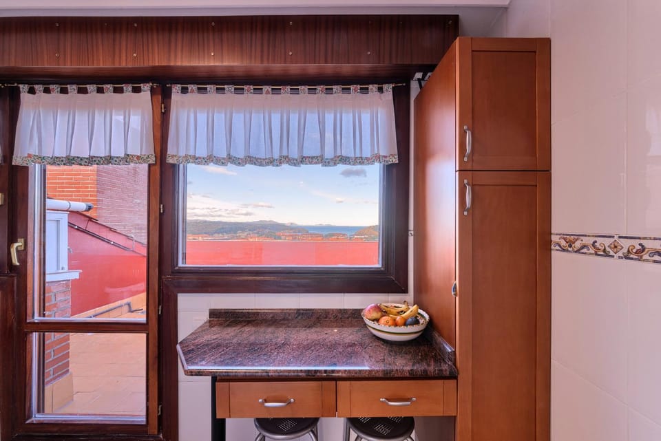 Atico con 2 terrazas de 25 m cada una Apartment in Gorliz