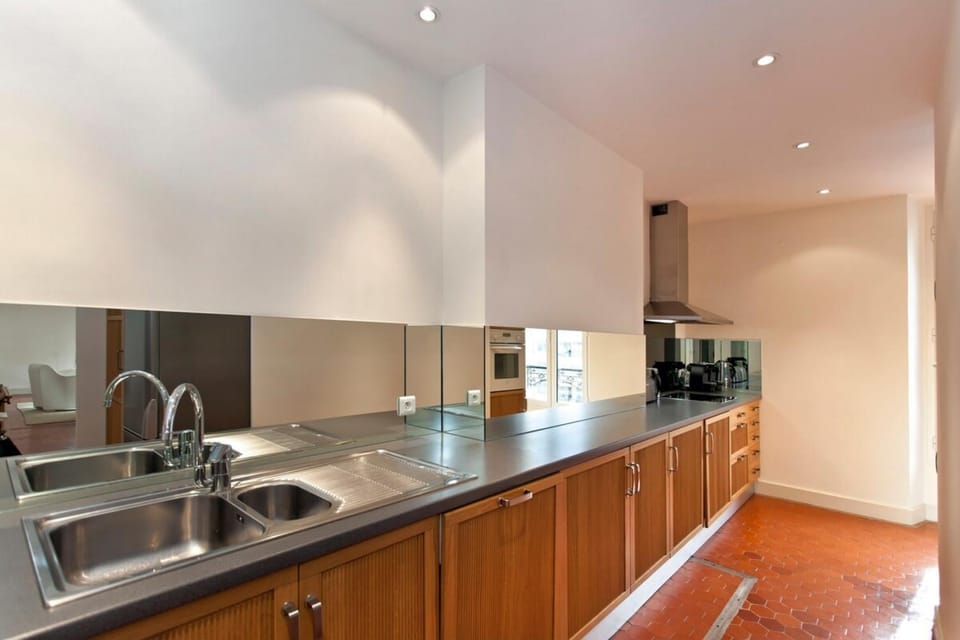 REF 35 - Cannes Center - Duplex apartment for rent Apartment in Cannes