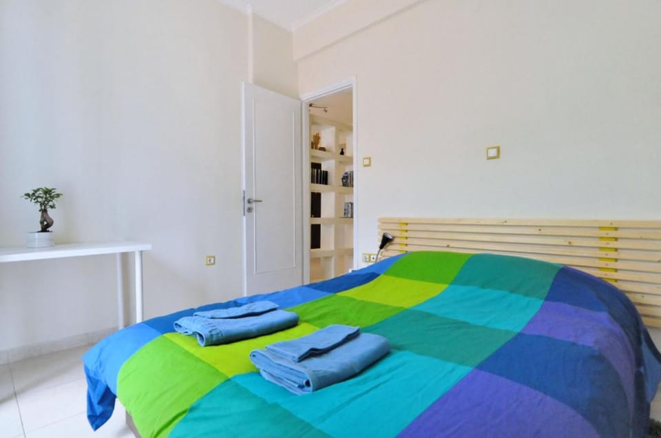 Courtyard Apt - Central Athens Apartment in Athens