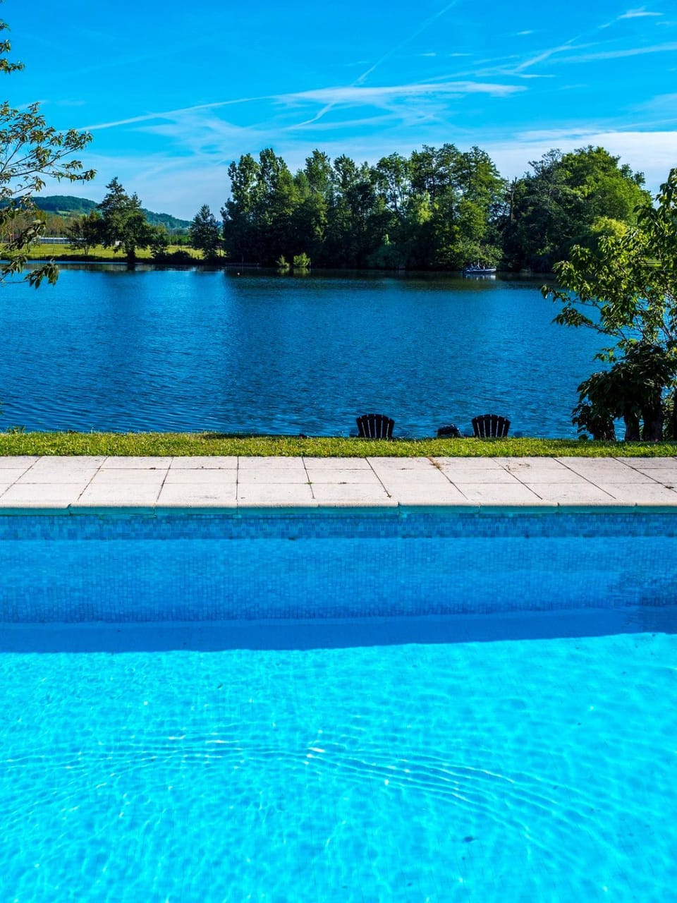 Swimming pool, Swimming pool