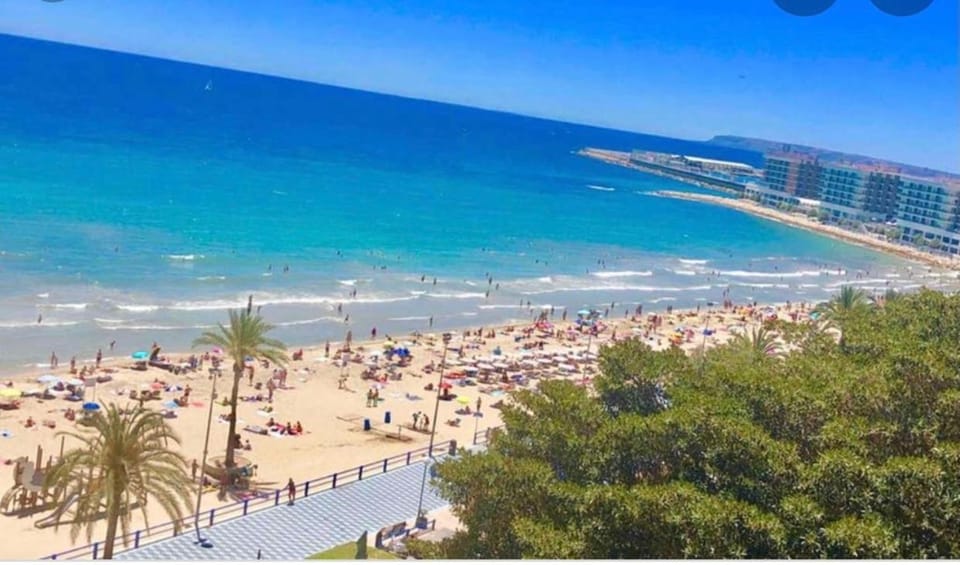 15 Rafael Altamira Apartmento 2 minutes from sea Apartment in Alicante