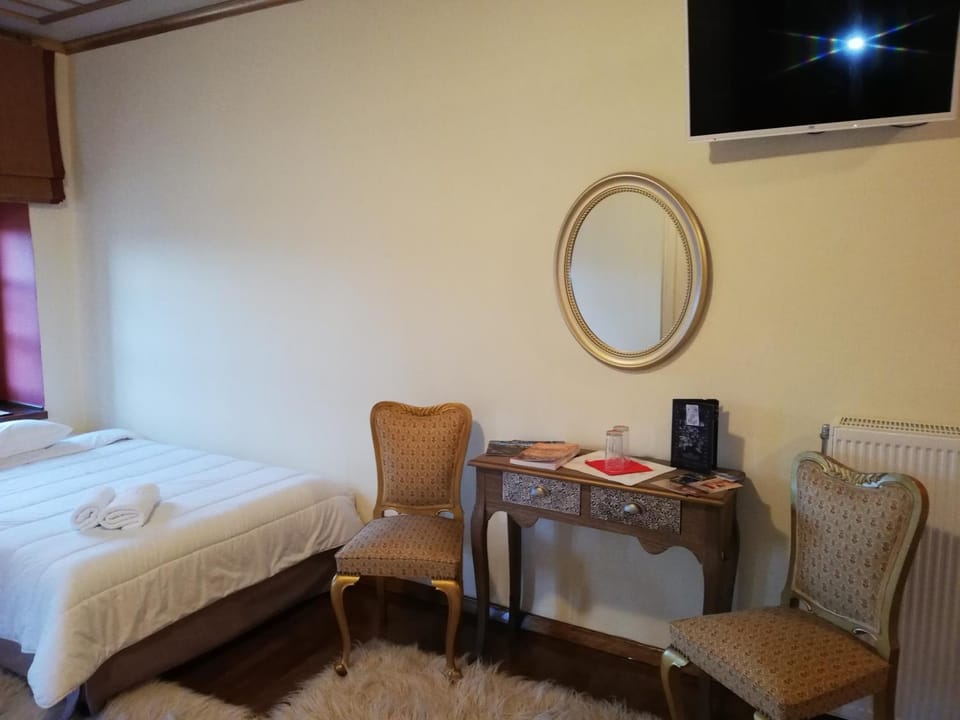 TV and multimedia, Photo of the whole room