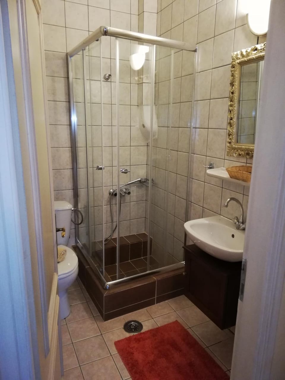 Shower, Toilet, Bathroom