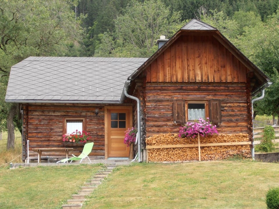 Facade/entrance, Natural landscape, Garden