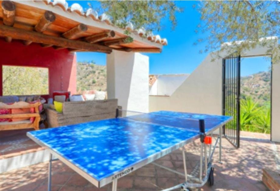 Cortijo Cuscurro Villa in Axarquía