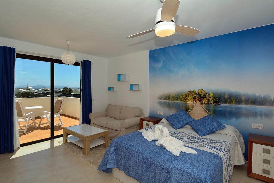 Balcony/Terrace, Photo of the whole room