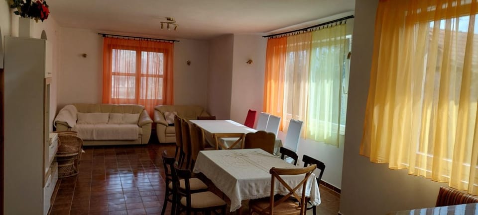 Tisza-Tavi Apartmanok House in Hungary