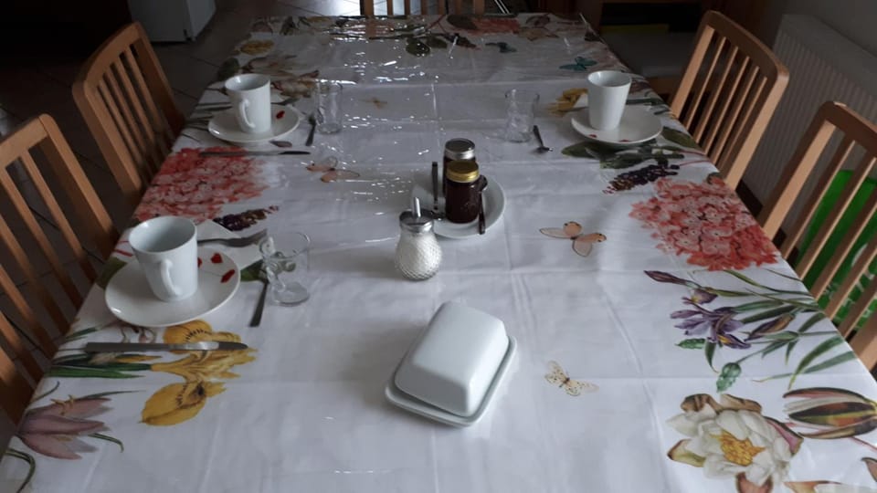 Restaurant/places to eat, Breakfast
