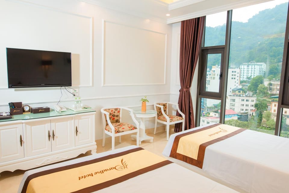 PARADISE HOTEL Hotel in Laos