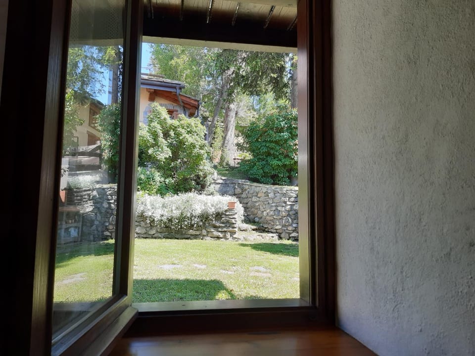 Sauze d'Oulx ciabot la garitüla with garden - wifi- close to the chairlift Apartment in Sauze d'Oulx