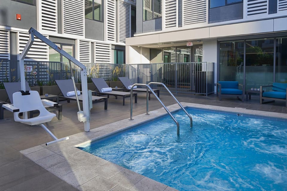 Hot Tub, Other