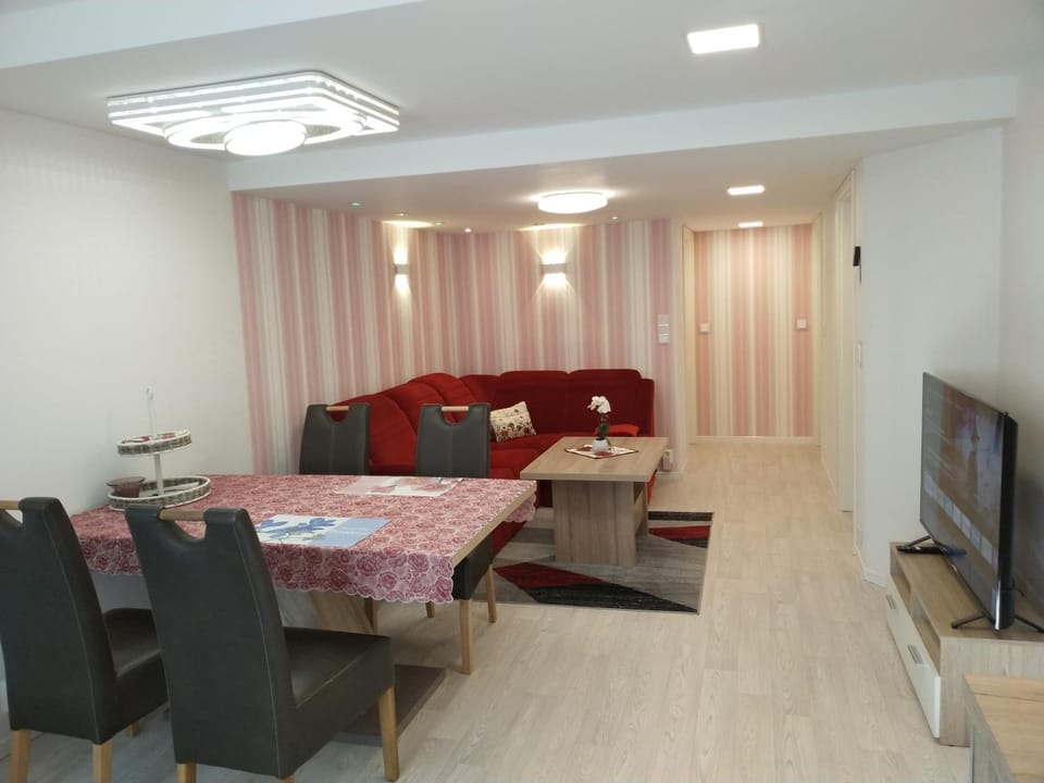 Living room, Seating area, Dining area