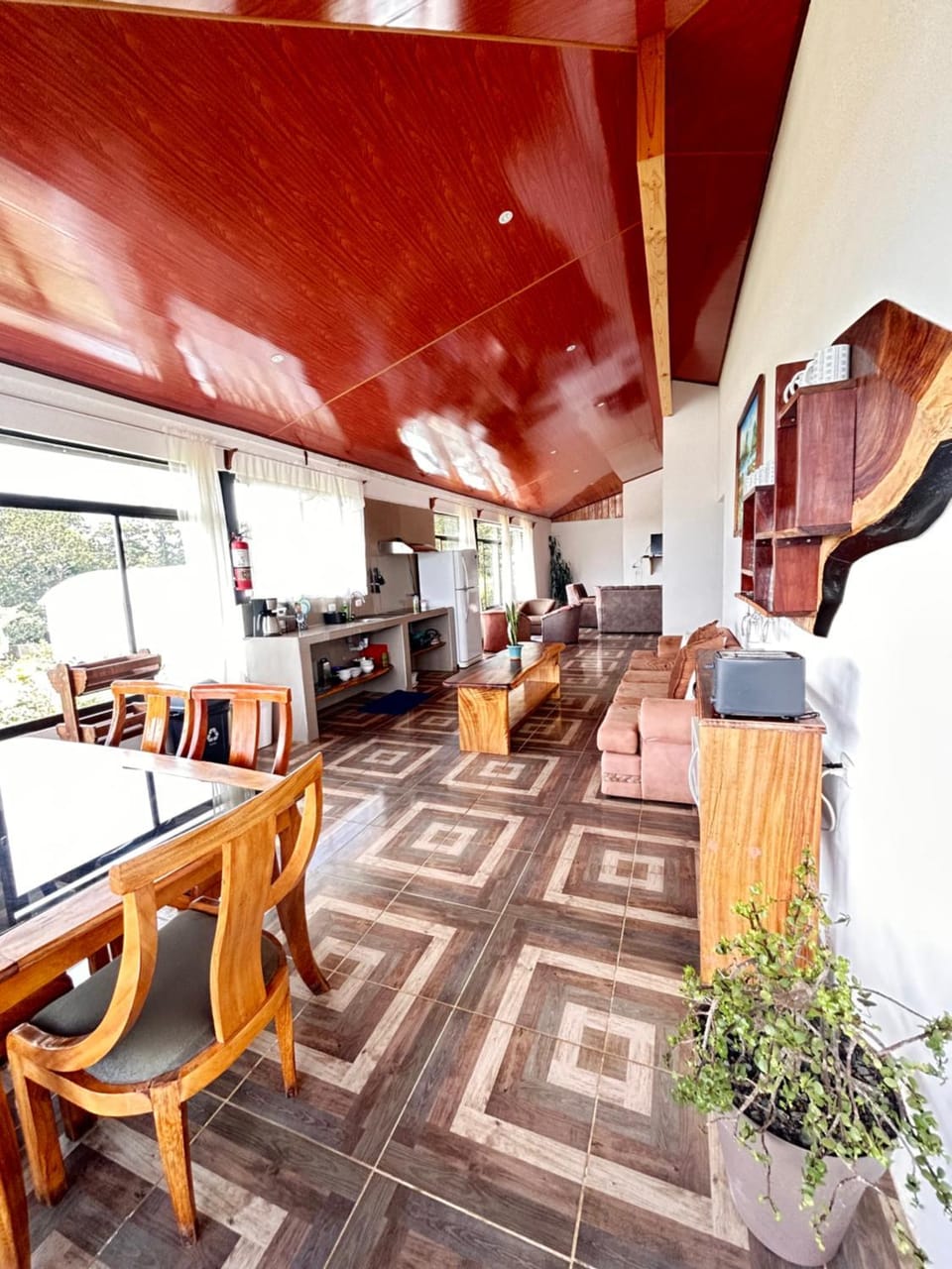 Kitchen or kitchenette, Living room