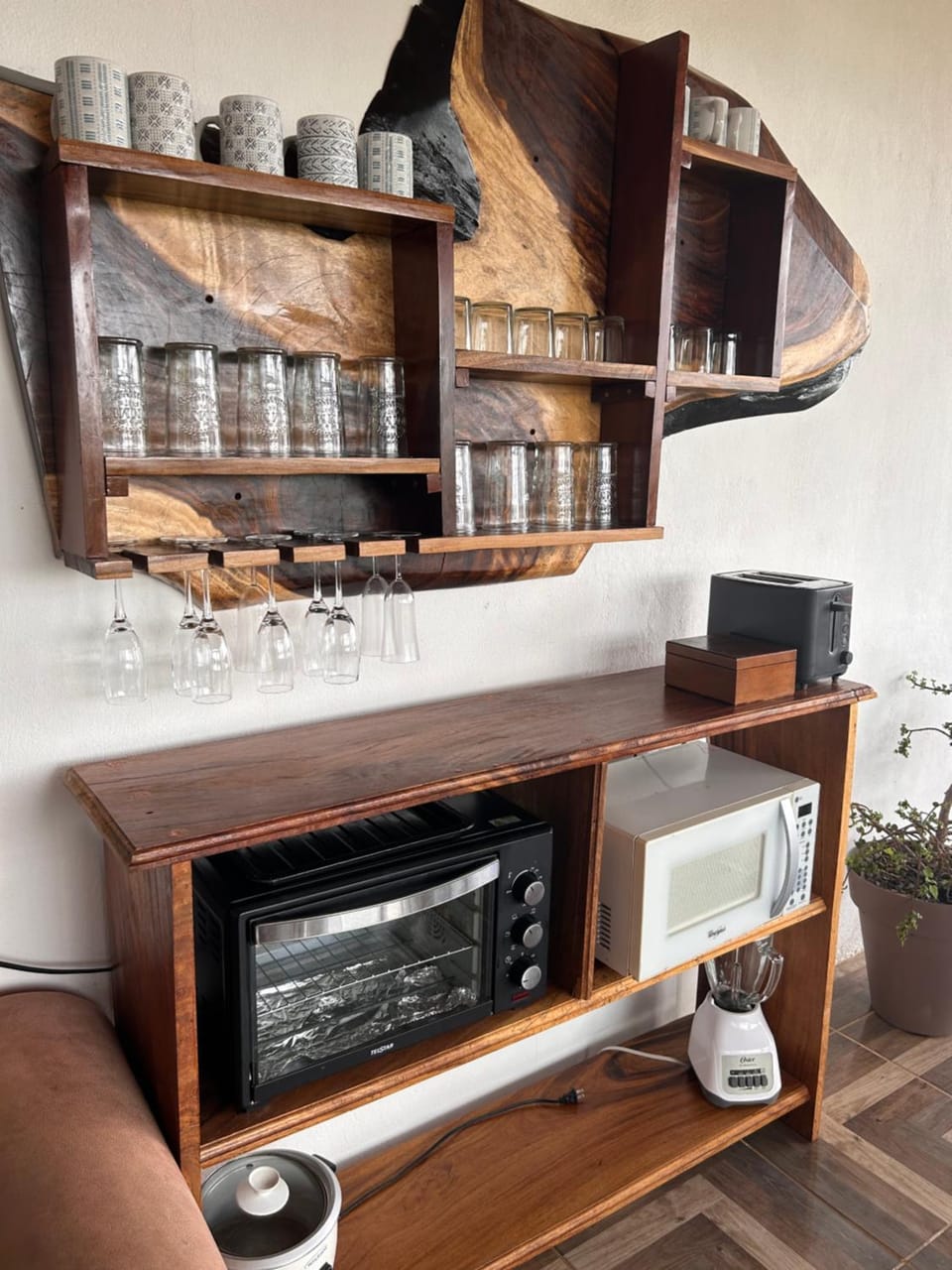 Kitchen or kitchenette, minibar, oven, pet friendly