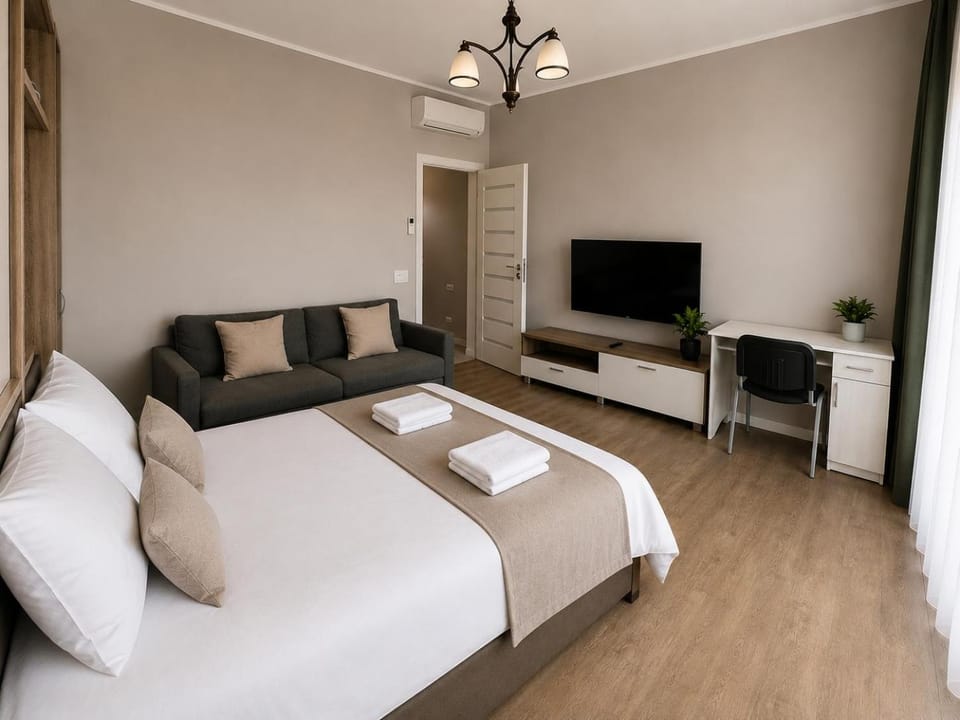 Bed, TV and multimedia, Photo of the whole room, Seating area