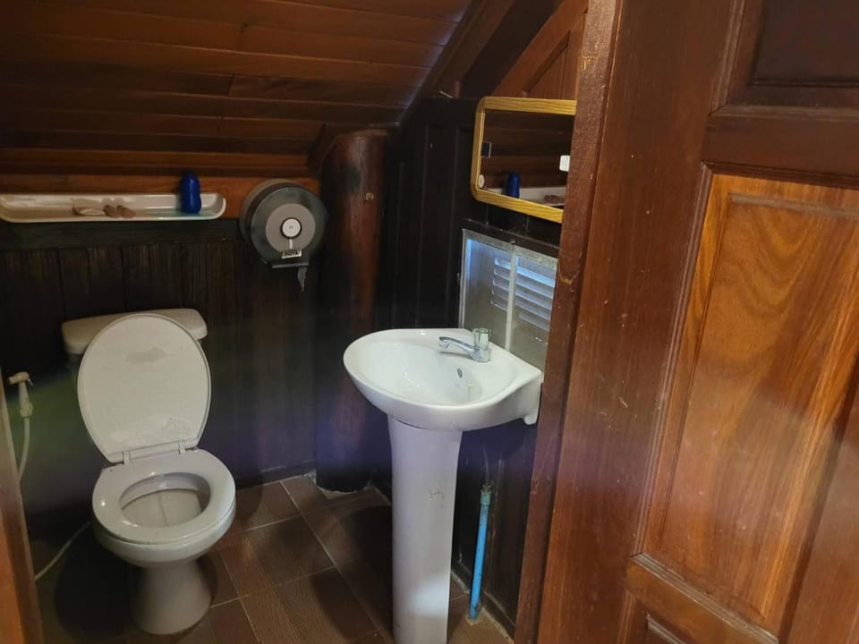 Ruenthai Ampawa Bed and Breakfast in Thailand