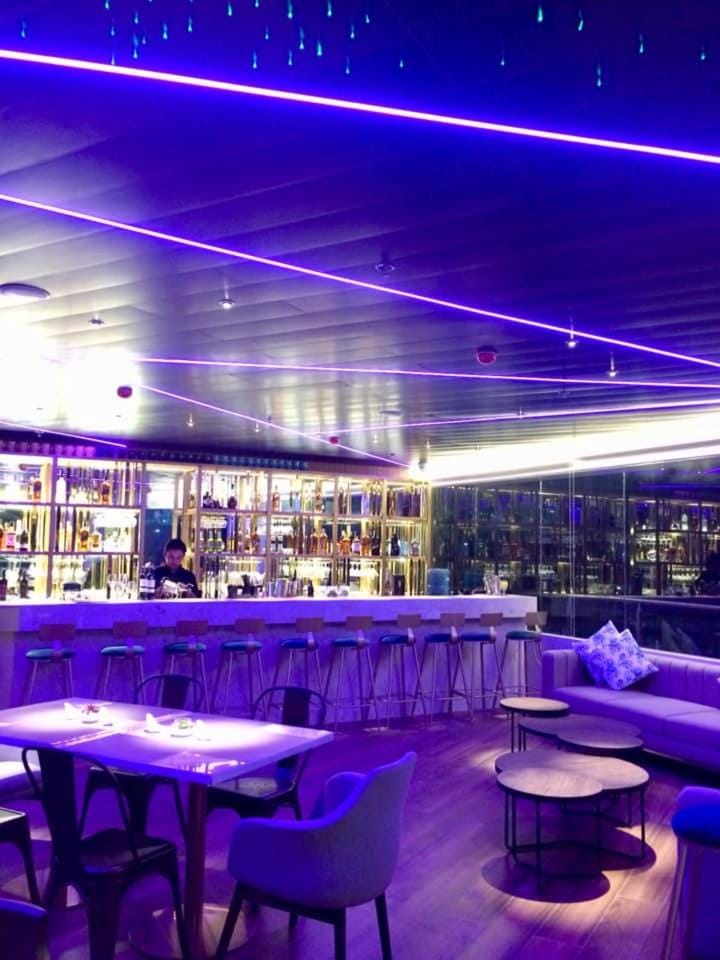 Lounge or bar