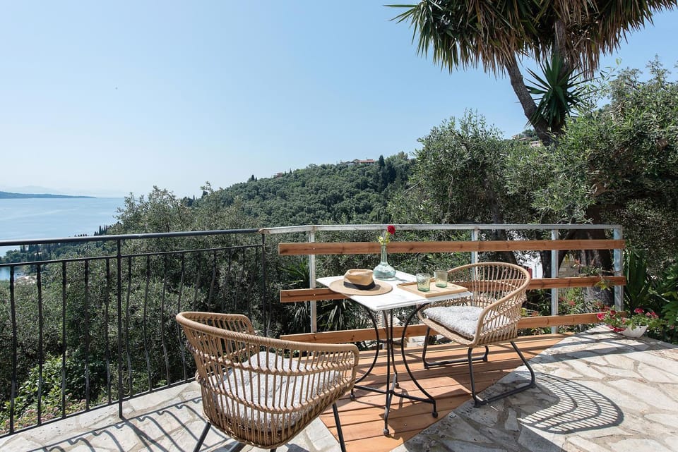 Balcony/Terrace, Dining area