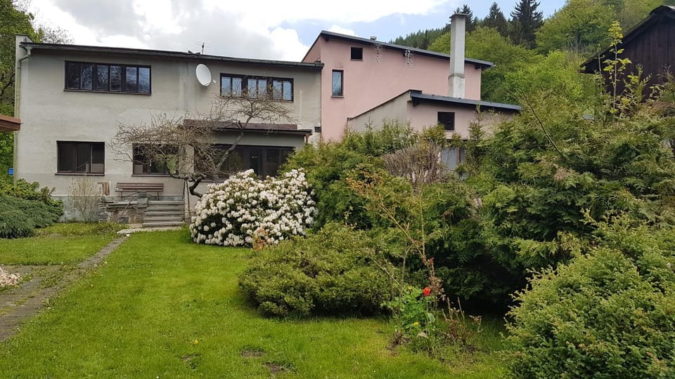 Property building, Garden, Garden, Garden view, Garden view