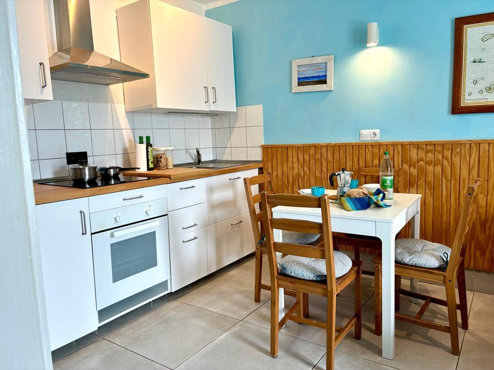 Apartamento Los Lagos Renovated New Kitchen & More Apartment in El Cotillo