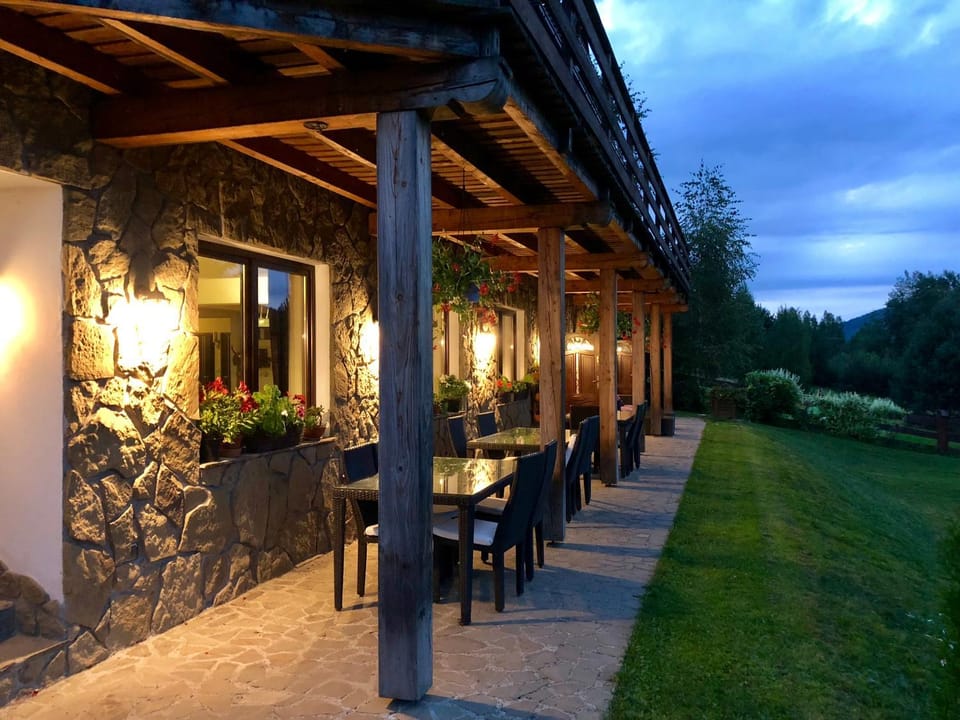 Facade/entrance, Garden, Balcony/Terrace, On site