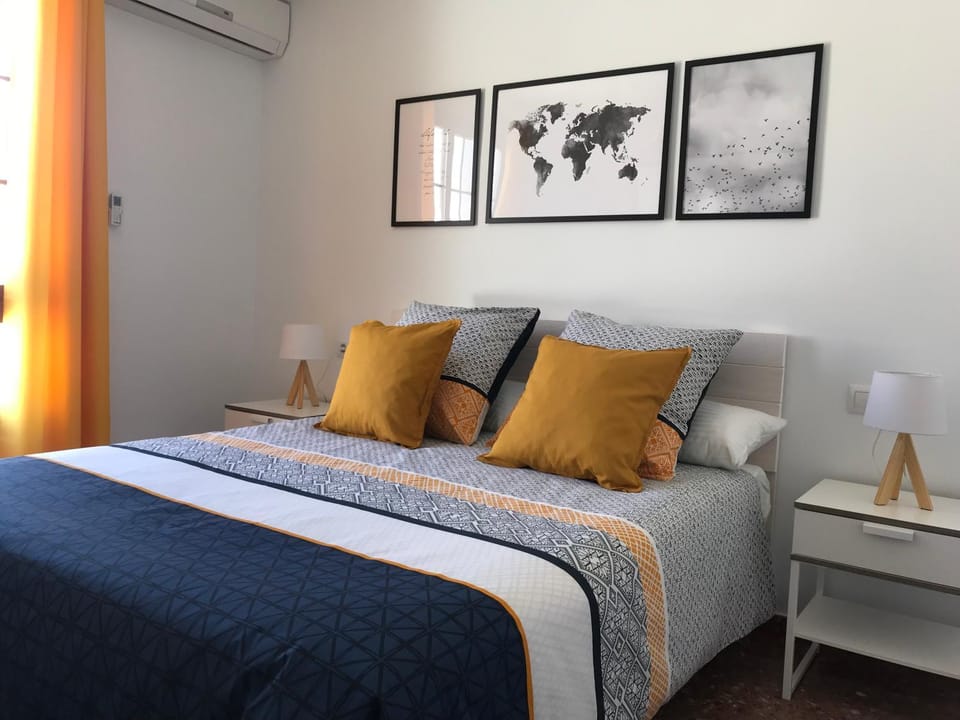 Bed, Bedroom