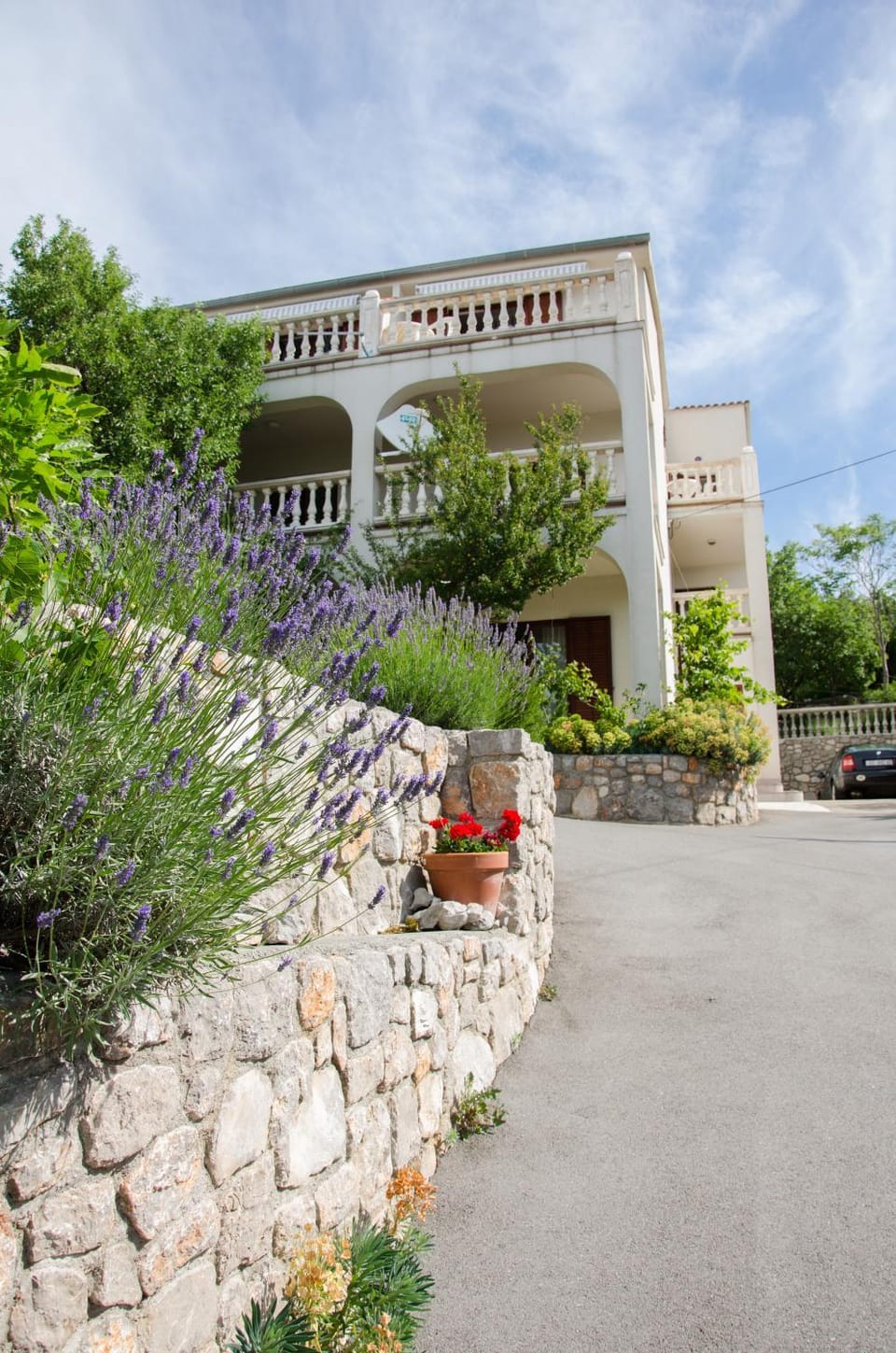 Facade/entrance