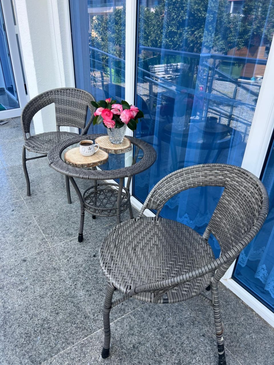 White Room Bed and Breakfast in Batumi
