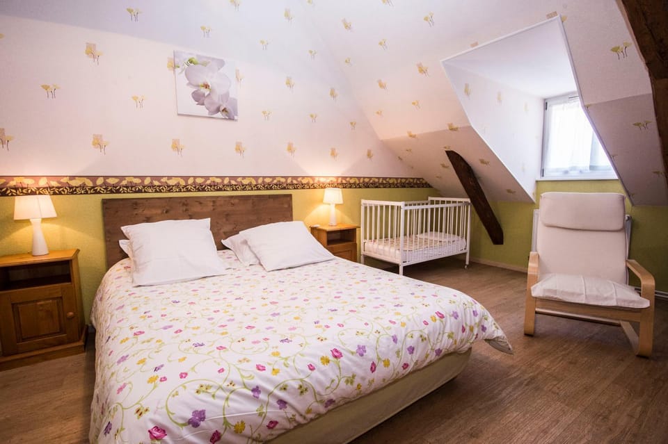 Bed, cot