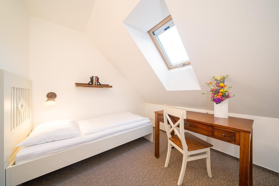 Bed, Bedroom, children
