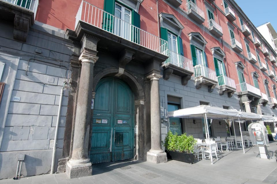 Property building, Facade/entrance